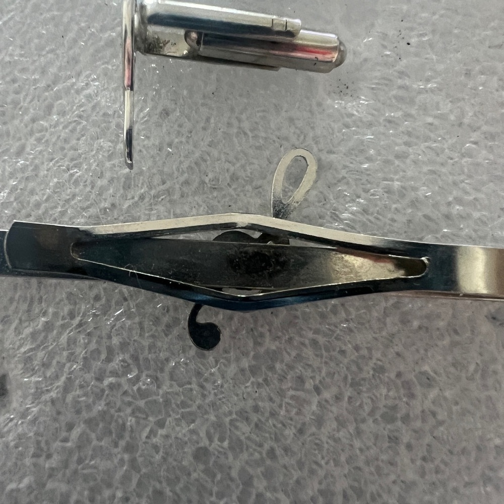 Vintage Silver Music Note Cuff Links and Tie Clip Set - Picture 6 of 6